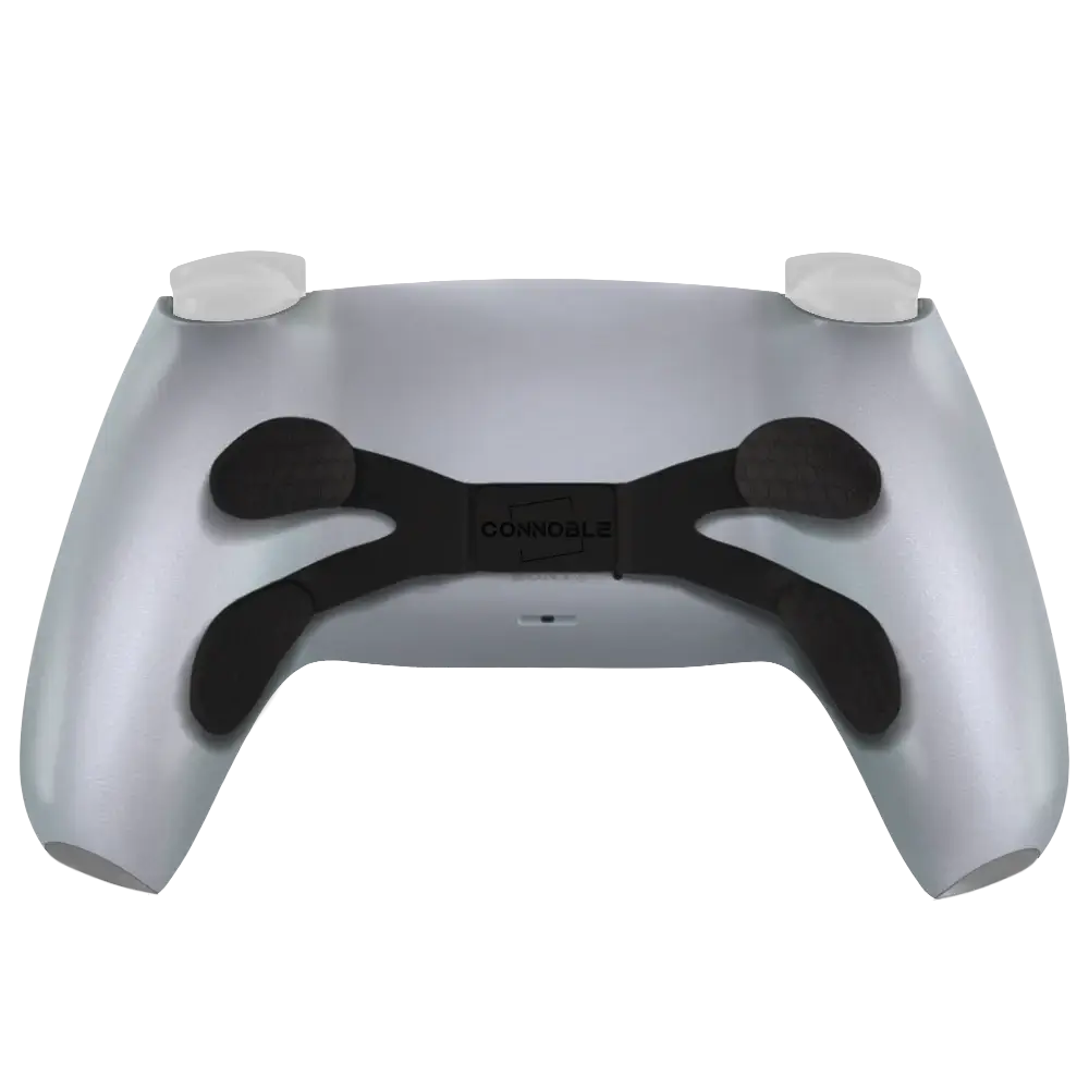 Chroma Pearl PS5 Controller mit Perlmutt-Effekt - Exklusives Design von Connoble Luxuriöser PS5 Controller Chroma Pearl in Nahaufnahme - Handgefertigt in Deutschland PS5 Controller Chroma Pearl mit glänzender Oberfläche - Exklusives Design für anspruchsvo